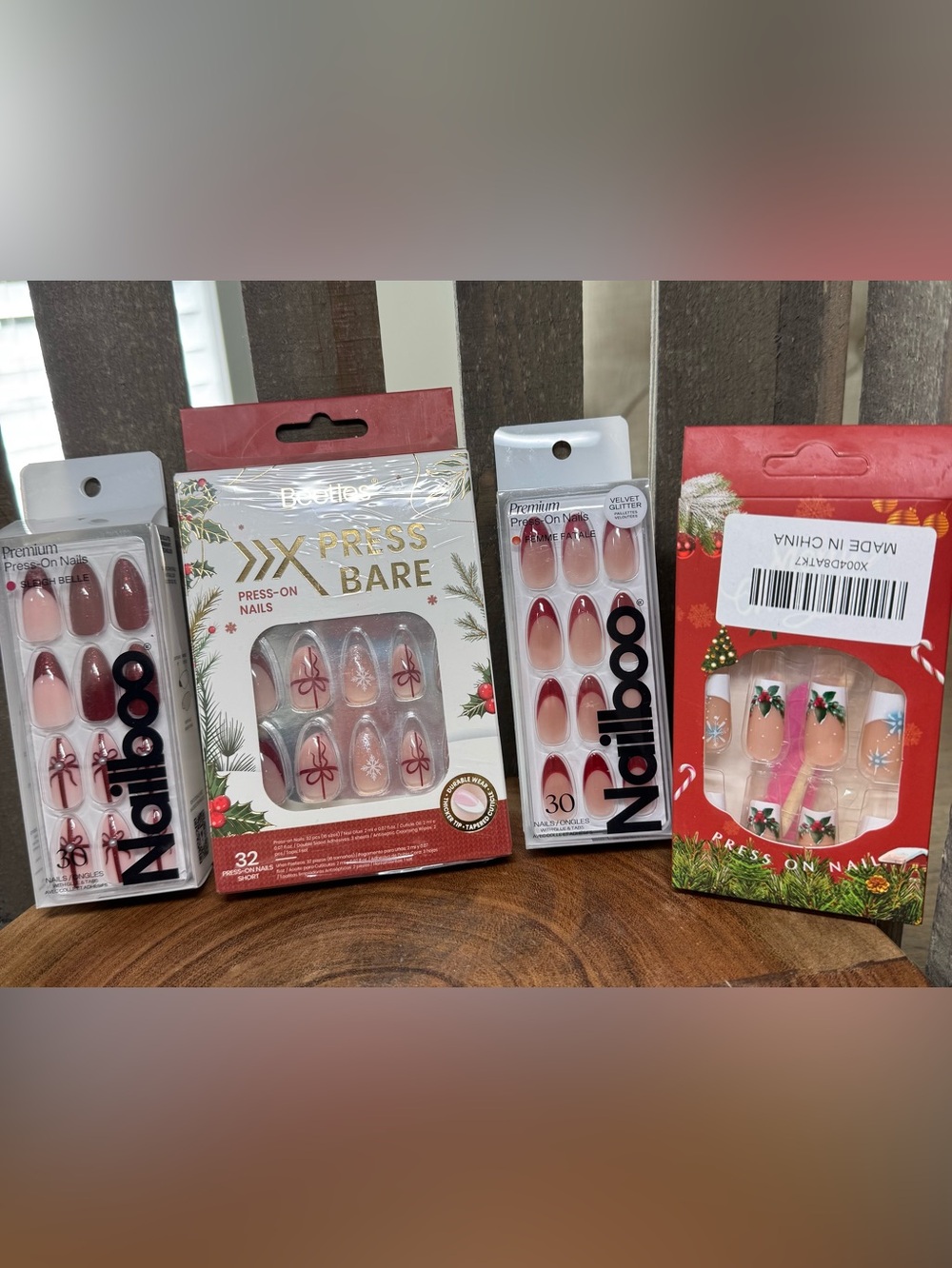 4 sets of Holiday Press-On Nails